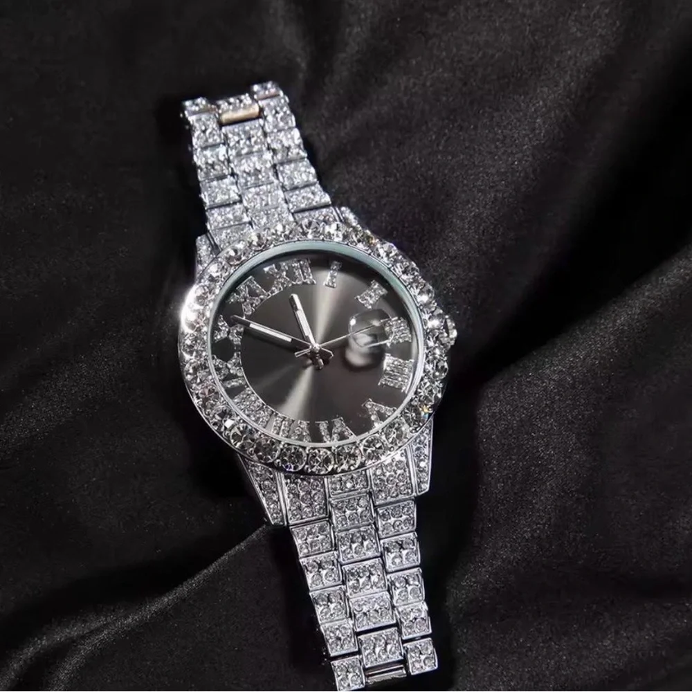 Men's Silver Crystal-Accent Black Dial Watch - Luxury Style